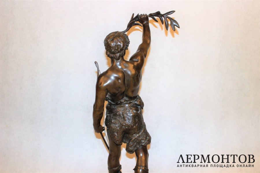 Скульптура Победитель. Бронза. Eugene Marioton. Франция