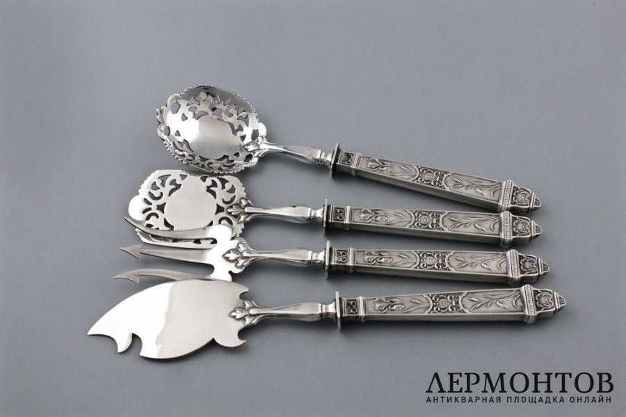 Сервировочный набор. Серебро 950 пробы. Кофр. Франция, XIX - XX вв.