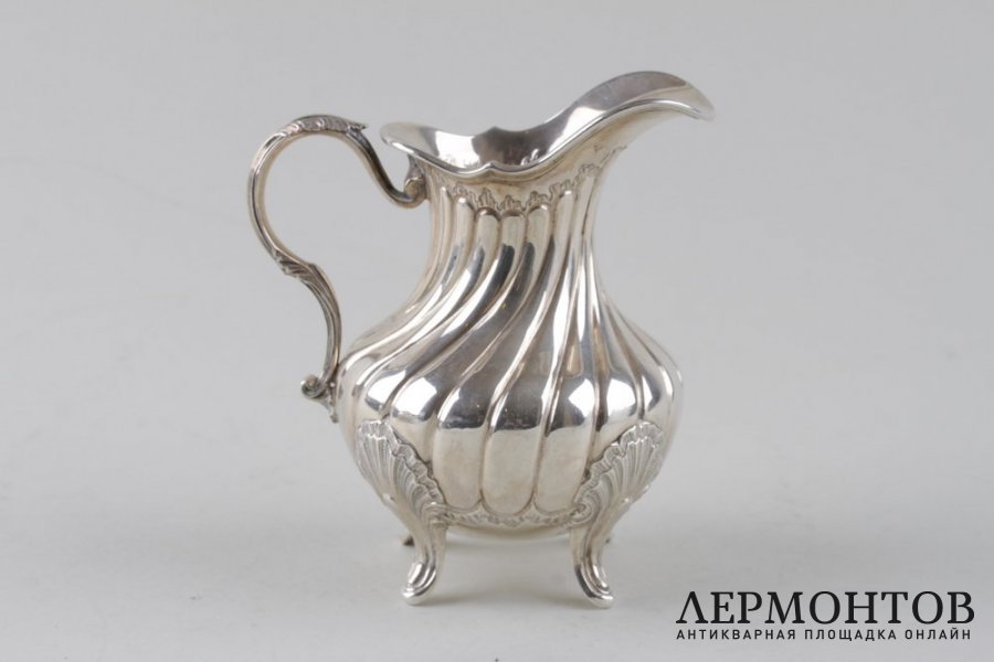 Молочник в стиле рококо. М. Martin. Серебро 950 пробы. Франция.