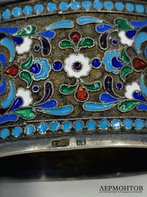 Кольцо для салфеток. Серебро 84 пробы, эмаль по скани, Н. Зверев, Россия, 1908–1917 годы