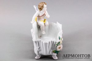Ваза, конфетница Амур. Фарфор, роспись. Германия, 1930-60е гг.