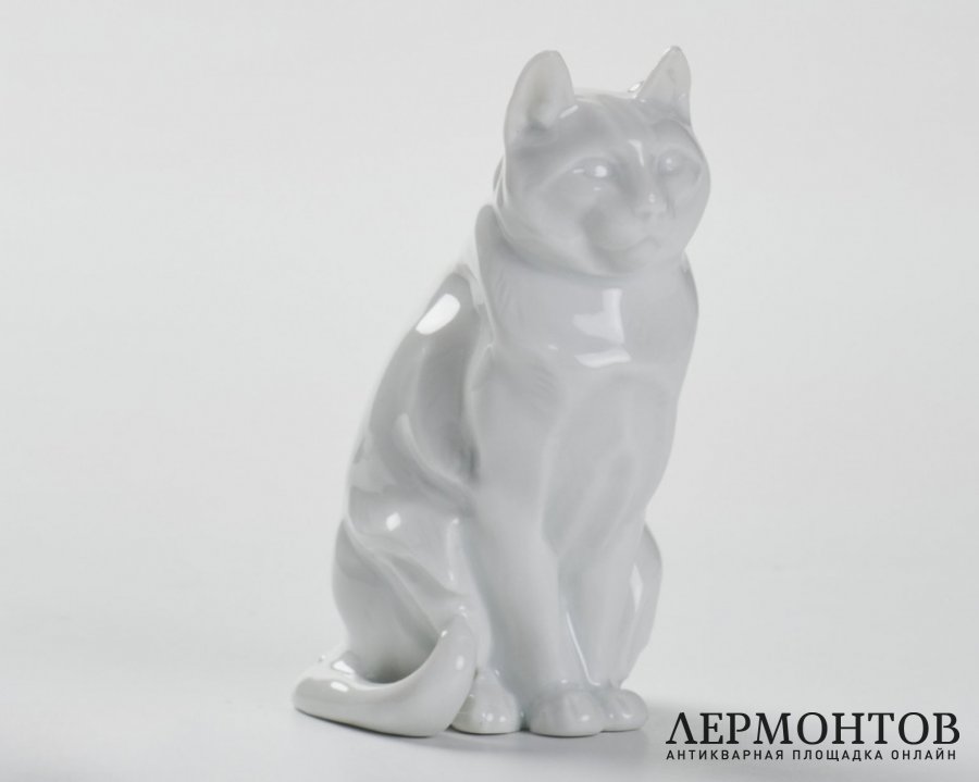 Статуэтка «Сидящая кошка». Фарфор, Rosenthal, Германия, 1926 год