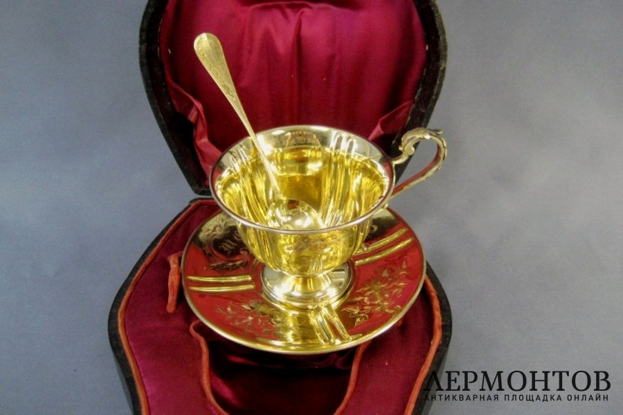 Чайная пара. Серебро 950 пробы, золочение. Франция, XIX век.