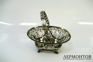 Вазочка. Серебро 925 пробы. Англия, XIX век.