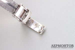 Часы женские. Швейцария, фирма Zenith, нач. 20 в. Белое золото 750 пробы, бриллианты.
