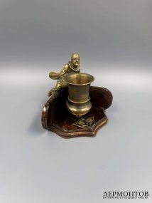Подставка для мелочей с фигурой Пьеро. Бронза, дерево, Западная Европа, начало 20 века