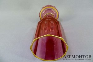 Кубок. Розовое стекло, золочение. Российская Империя.