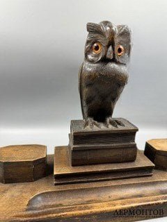 Письменный прибор с фигурами сов в абрамцевском стиле. Дерево, резьба, Россия, 1-я треть 20 века