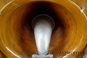 Патефон  Pathe Concert Breyt  S.G.D.G. Франция, Париж фирма  Pathe, начало ХХ века.