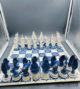 Шахматы с фигурами в восточном стиле. Фарфор, роспись, Прокопьевский завод, СССР, 20 век