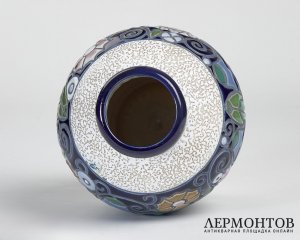 Ваза «Колокольчики». Фаянс, Amphora, Чехословакия, 1920-е годы