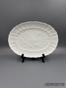 Овальное блюдо из «Лебединого сервиза», 30 × 22 см. Фарфор, Meissen, Германия