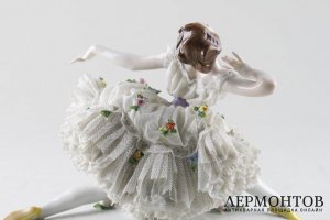 Статуэтка Балерина. Фарфор. Volkstedt. Германия. Нач. XX в.
