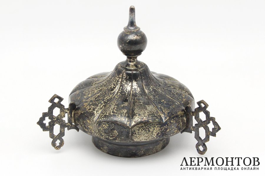 Лампада с ажурными ручками. Серебро 84 пр. Россия, Андрей Векман, ок. 1889 г. 