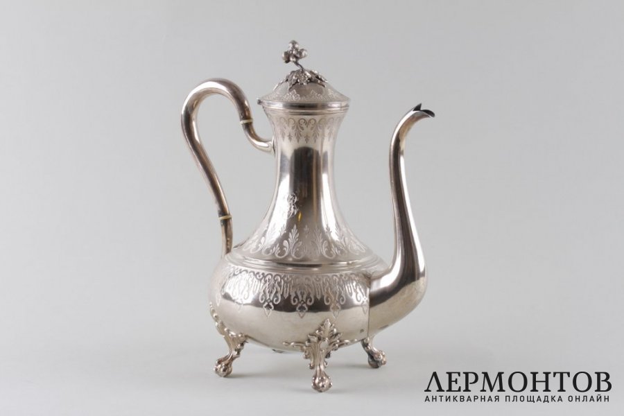 Кофейник в стиле ампир. Claude Roussel. Серебро 950 пробы. Франция, XIX в.