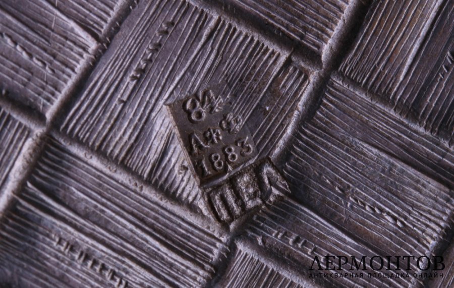 Подстаканник. Имитация плетения. Серебро 84 пробы, золочение. Россия, 1883 г.