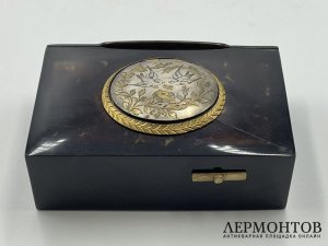 Шкатулка музыкальная с птичкой. Франция, 19 век. Черепаха.