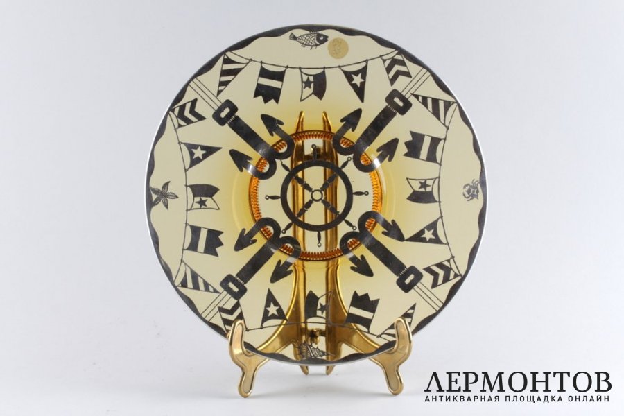 Блюдо с морской тематикой art deco. Стекло, серебряная накатка. Европа, 1930-е годы.