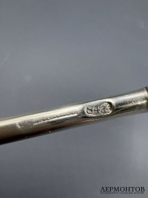 Ложка для мёда. Серебро 84 пробы, предположительно И. Хлебников, Россия, 1890-е годы