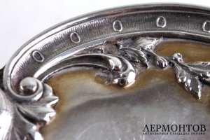 Блюдо круглое на ножках в стиле ампир. Серебро 950 пробы. Франция, XIX в.