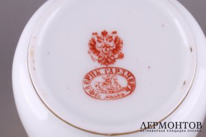 Кофейная пара с изображением розочек. Россия, завод Гарднера, XIX в.
