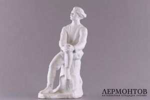 Статуэтка Максим Горький. Фарфор. СССР, ЛФЗ. 1950-е.