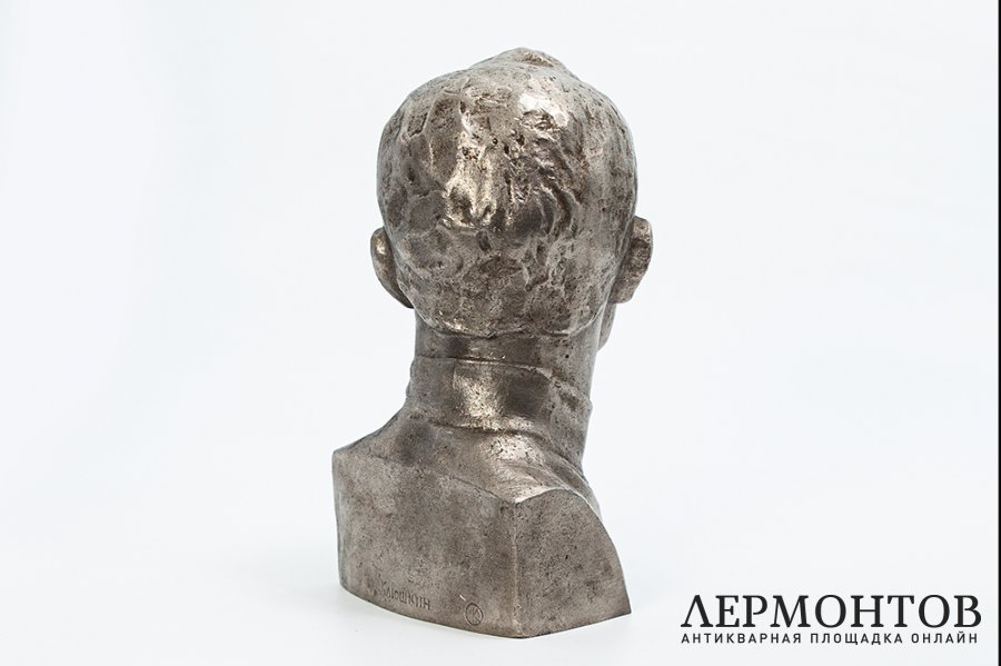 Бюст Феликса Эдмундовича Дзержинского. СССР, ск. О. С. Ключкин, 1970-1980 гг. Металл.