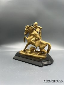 Статуэтка «Воин на коне». Бронза, золочение, камень, Западная Европа, конец 19 — начало 20 века
