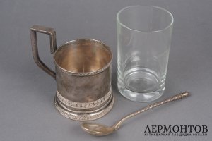 Подстаканник с ложкой. Россия, Москва, мастер И.К, нач. 20 в. Серебро 84 пробы.