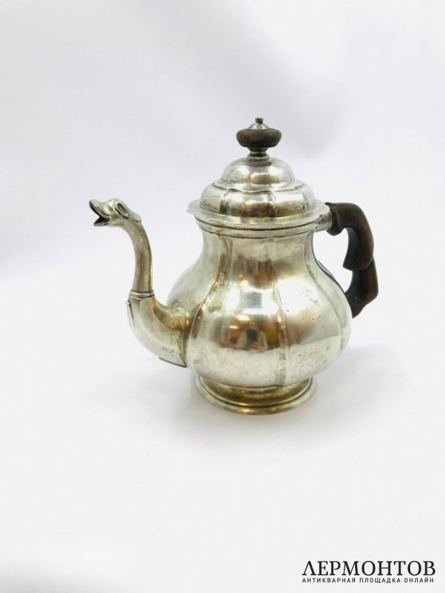 Чайник. Серебро, Швеция, 1749 год