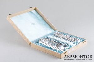 Набор десертных ложек. Серебро 800 пробы. Швеция, XX век.