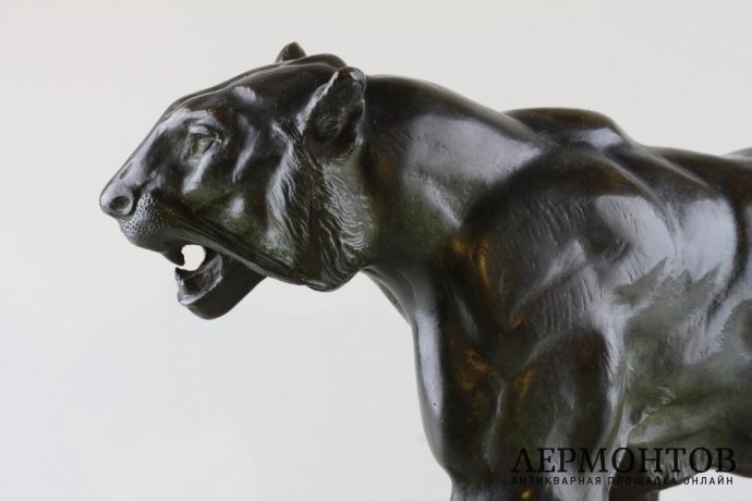 Скульптура Тигр. Франция, Париж, автор модели A.-L. Barye, 2 пол. 19 в. Бронза.