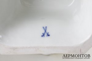 Масон с мопсом и Дама с мопсом. MEISSEN, XIX век.