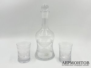 Свадебный набор - графин и стаканы. 19 век. Стекло, резьба.