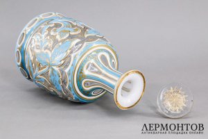 Графин. Трехслойное стекло, резьба. 1840-1870е гг. 