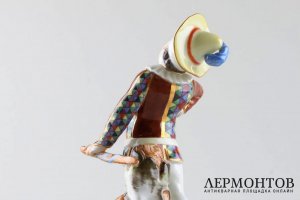 Статуэтка из комедии Дель Арте. Германия, Meissen, 1934-1945 гг. Фарфор.