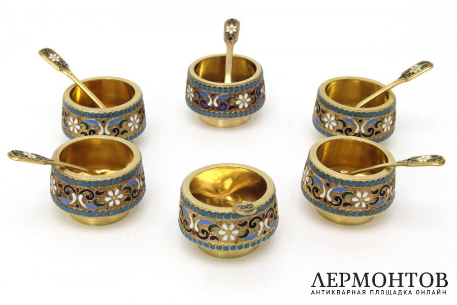 Набор из 6 солонок. Серебро, эмаль. Россия, Любавин, 1899-1917