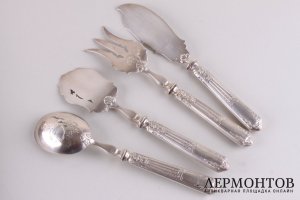 Десертный набор из 4-х приборов. Серебро 950 пробы, металл. Франция, нач. XX в.