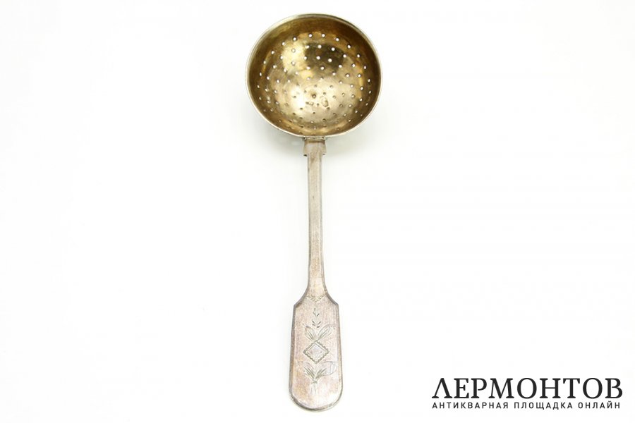 Ситечко для чая. Серебро 84 пробы. Россия, 1899-1905.