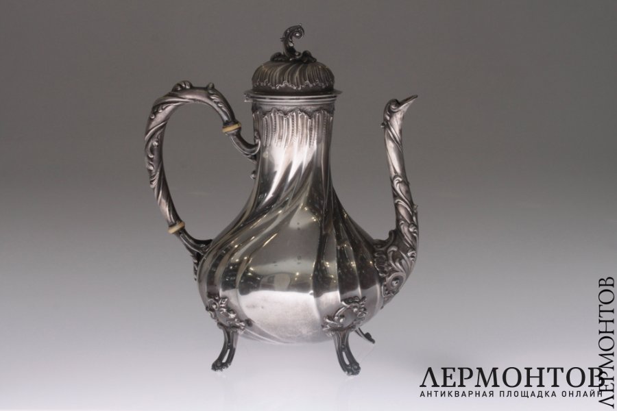 Кофейник рококо. Серебро 950. Франция