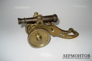 Модель пушки XIX века. Бронза, патинирование. Европа, XIX век.