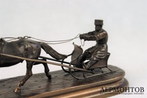 Скульптура. Крестьянин на санях. В.Я. Грачев. Бронза. Россия. Начало XX века