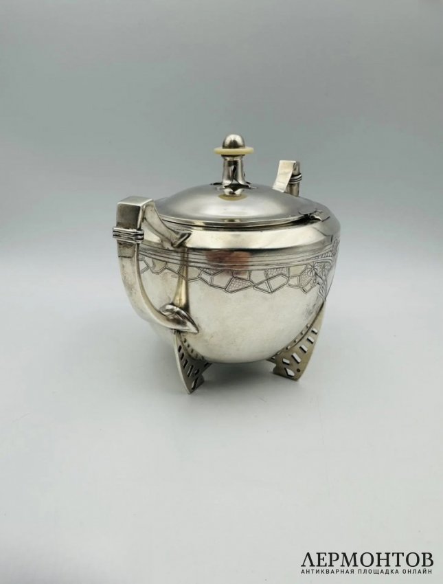 Сахарница в стиле модерн. Серебро 84 пробы, 5-я артель, Россия, 1908–1917 годы