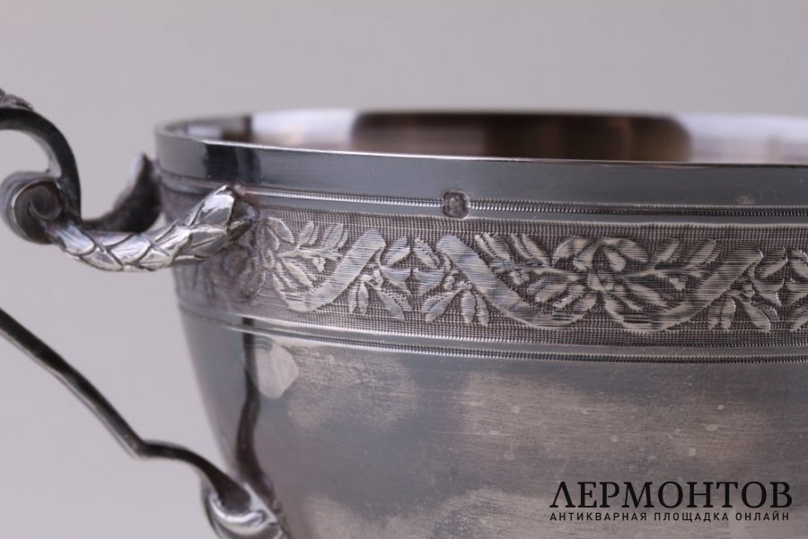 Чайная пара в стиле ампир. Серебро 950 пробы, золочение. Франция, Париж, кон. XIX в.