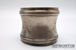Салфеточное кольцо с цветами. Серебро 84 пр. Российская империя, Маслов М.В., около 1908.