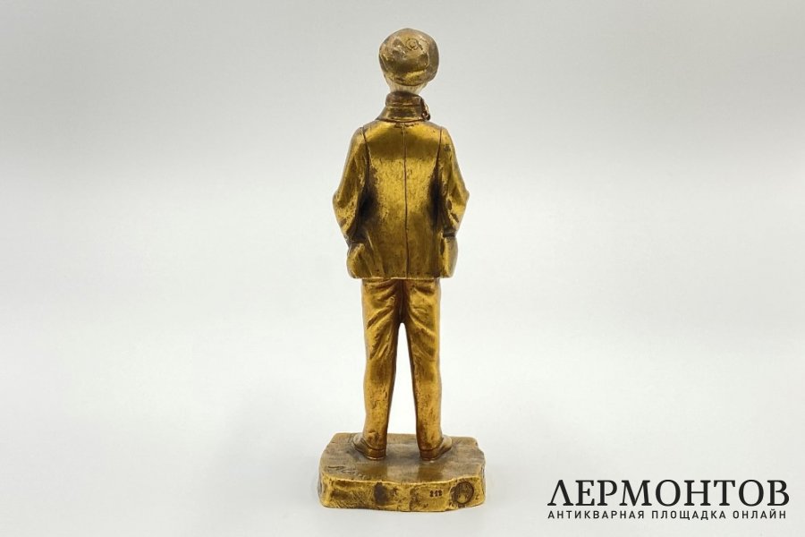 Скульптура Стиляга в стиле Ар Деко. Франция, Париж, Alonzo, 1920-е гг. Бронза, кость.