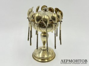 Ваза для варенья в русском стиле. Россия, В. Семенов, 19 век. Серебро 84 проба.