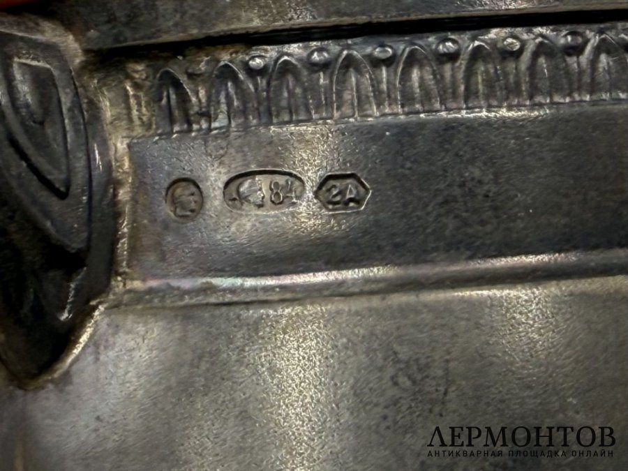Подстаканник в ст. Модерн. Россия, 2 артель. Серебро 84 пробы, золочение.