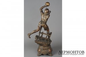 Скульптура Вратарь. Франция, Париж, 1930-е гг. Шпиатр.