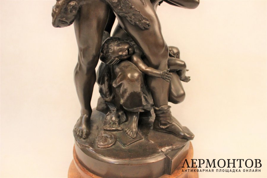 Скульптура. Защитник дома. Бронза Emile-Andre Boisseau. Франция 